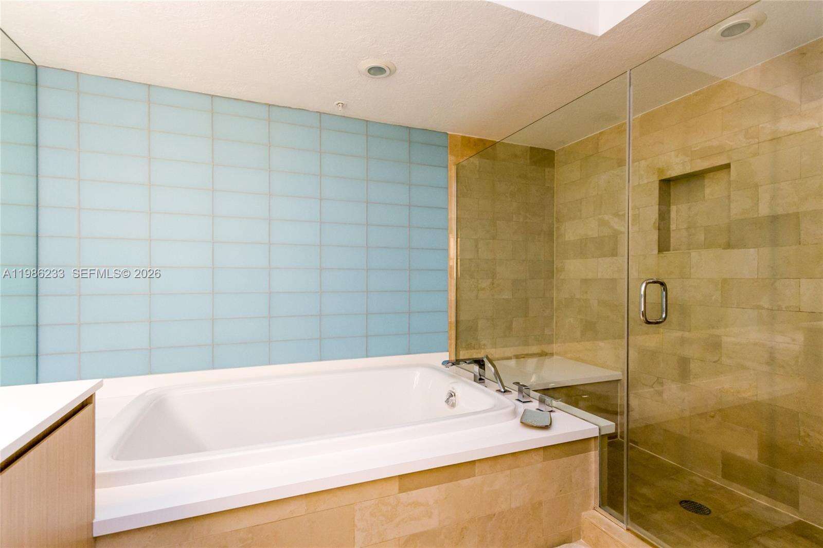 1500 OCEAN DRIVE - 1500 Ocean Dr, Miami Beach, FL 33139 | Picture 166