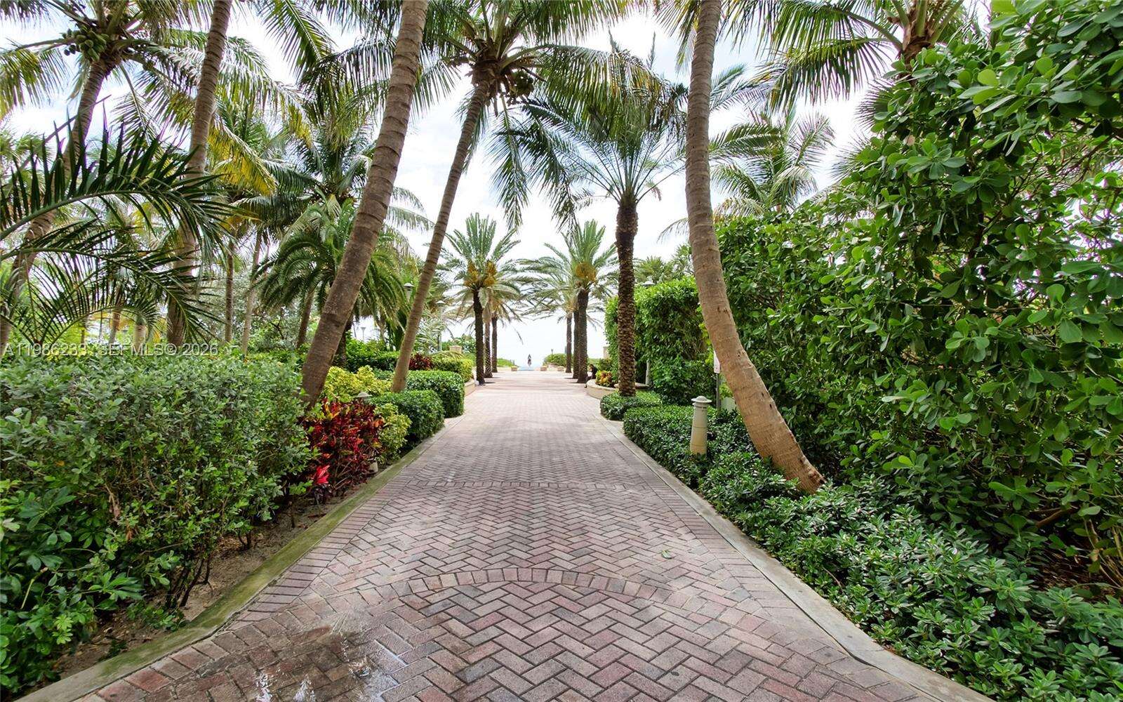 1500 OCEAN DRIVE - 1500 Ocean Dr, Miami Beach, FL 33139 | Picture 248