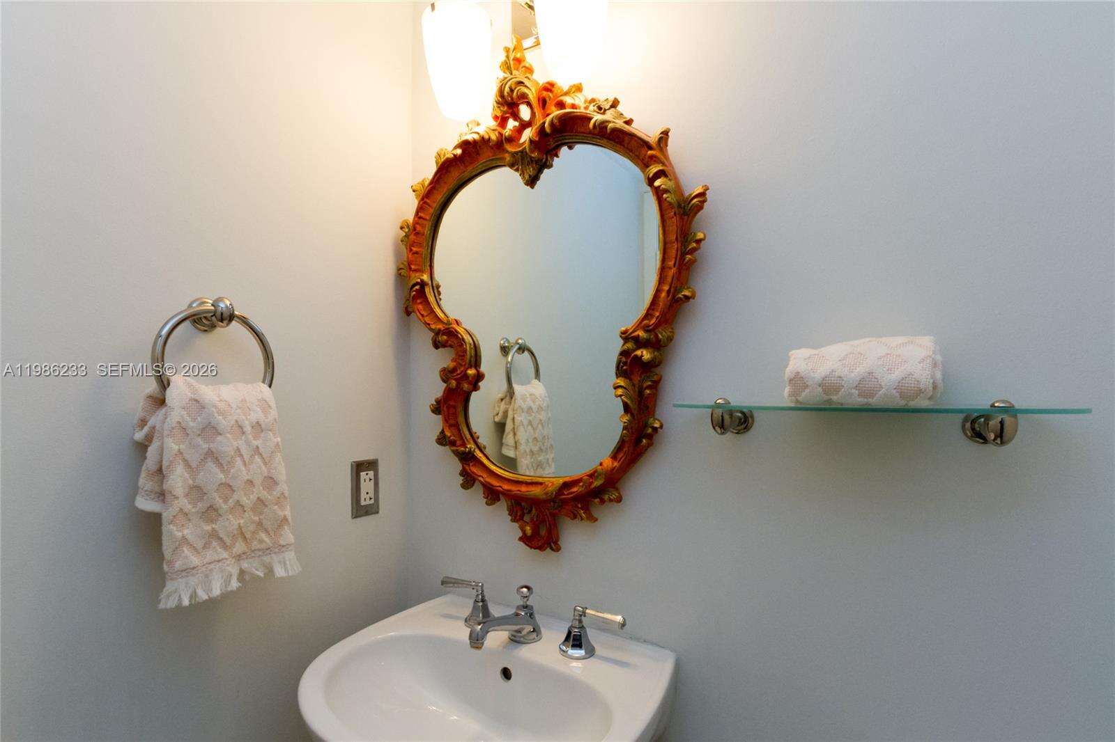 1500 OCEAN DRIVE - 1500 Ocean Dr, Miami Beach, FL 33139 | Picture 308