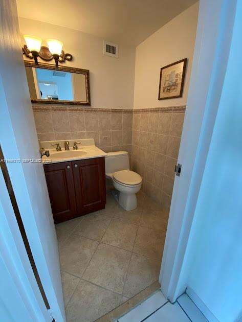 The Pavilion at 5601 Collins Ave, Miami Beach, FL 33140 - For Sale photo 14