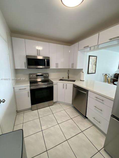 The Pavilion at 5601 Collins Ave, Miami Beach, FL 33140 - For Sale photo 4