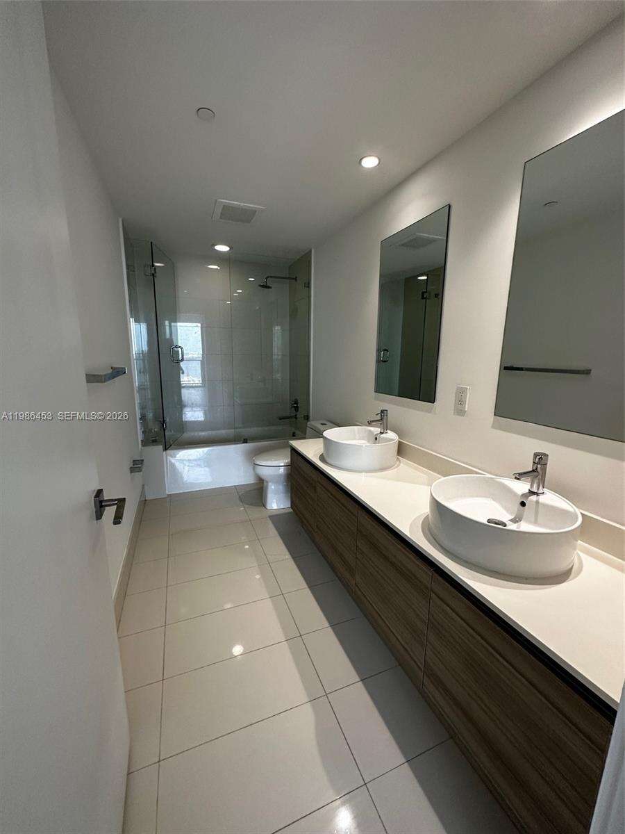 Hyde Midtown at 121 34 St, Miami, FL 33137 - For Sale photo 2