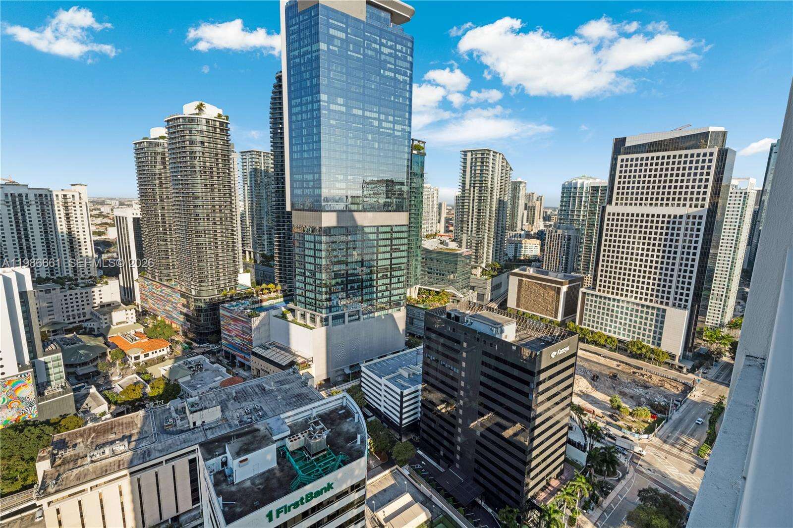 The Plaza On Brickell West at 951 Brickell Ave, Miami, FL 33131 - For Sale photo 17