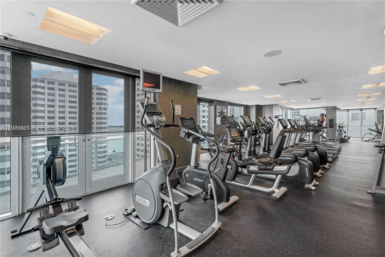 The Plaza On Brickell West at 951 Brickell Ave, Miami, FL 33131 - For Sale photo 33
