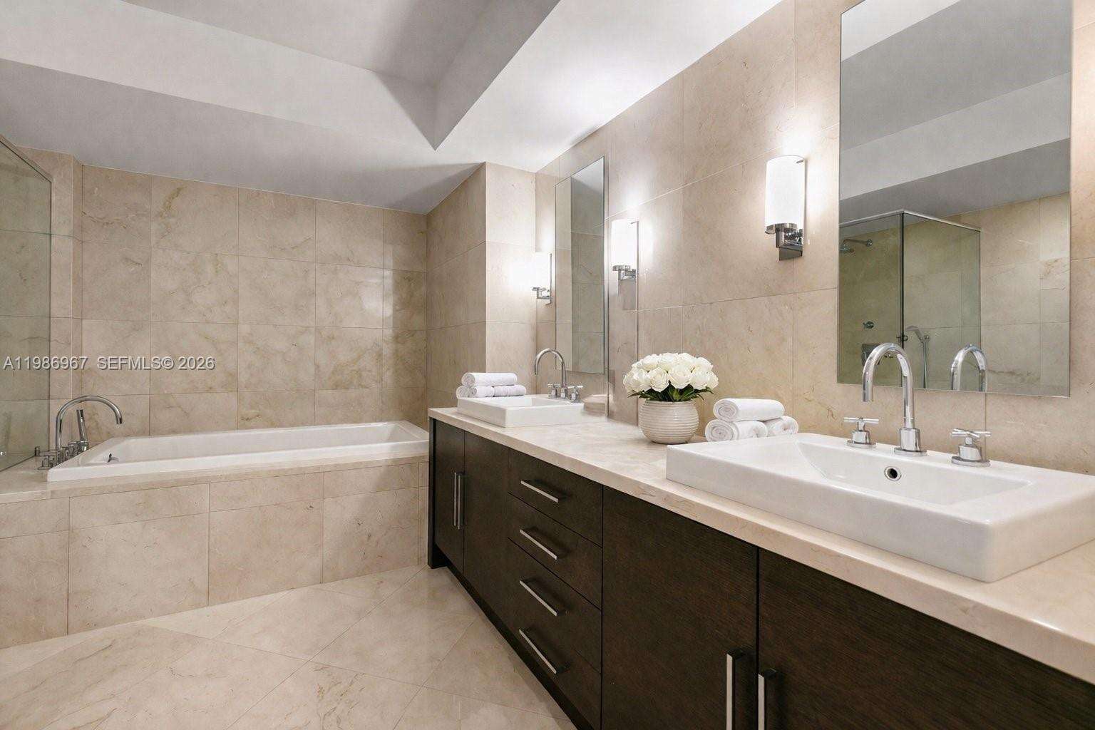 BEACH CLUB THREE - 1800 Ocean Dr, Hallandale Beach, FL 33009 | Picture 15