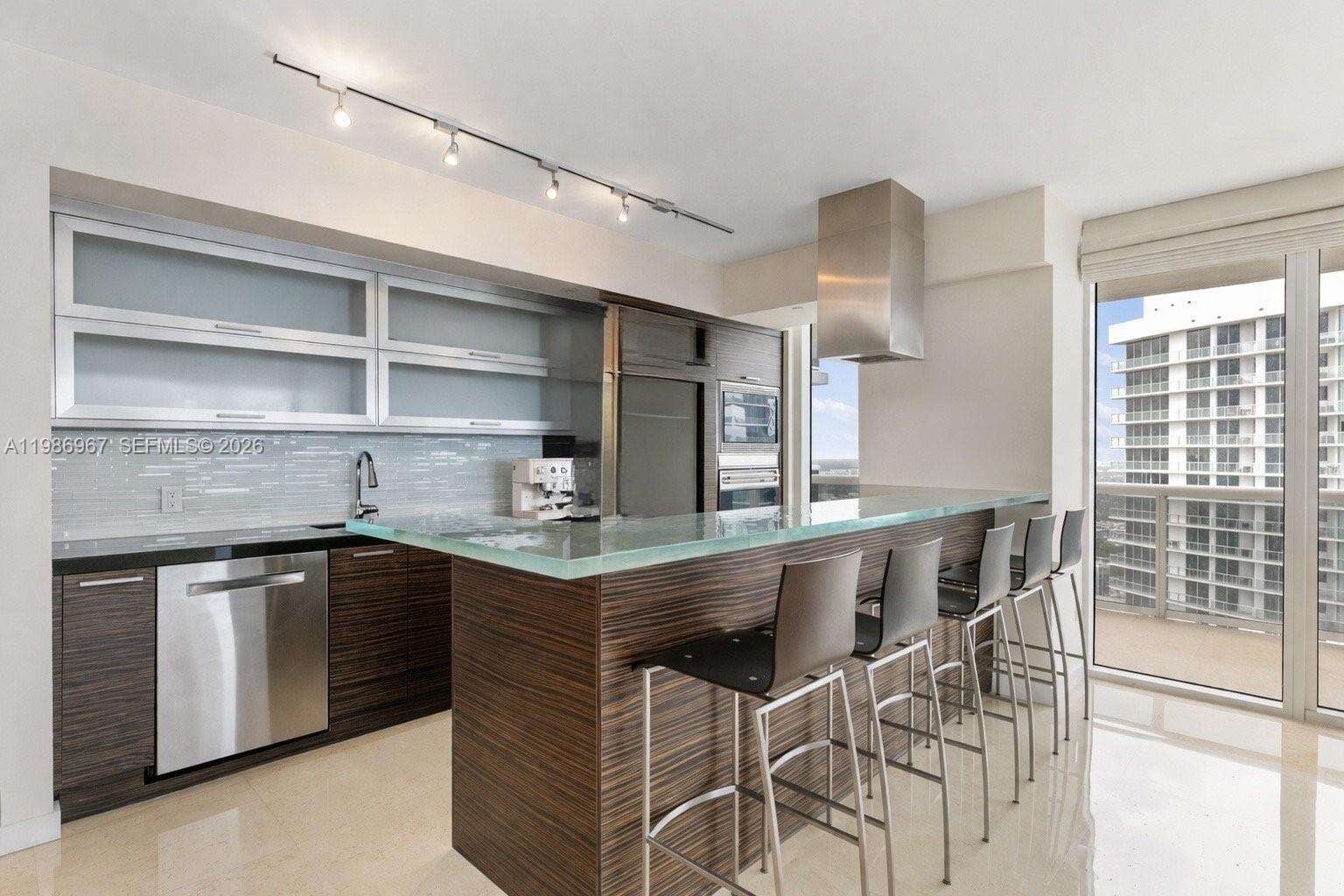 BEACH CLUB THREE - 1800 Ocean Dr, Hallandale Beach, FL 33009 | Picture 8