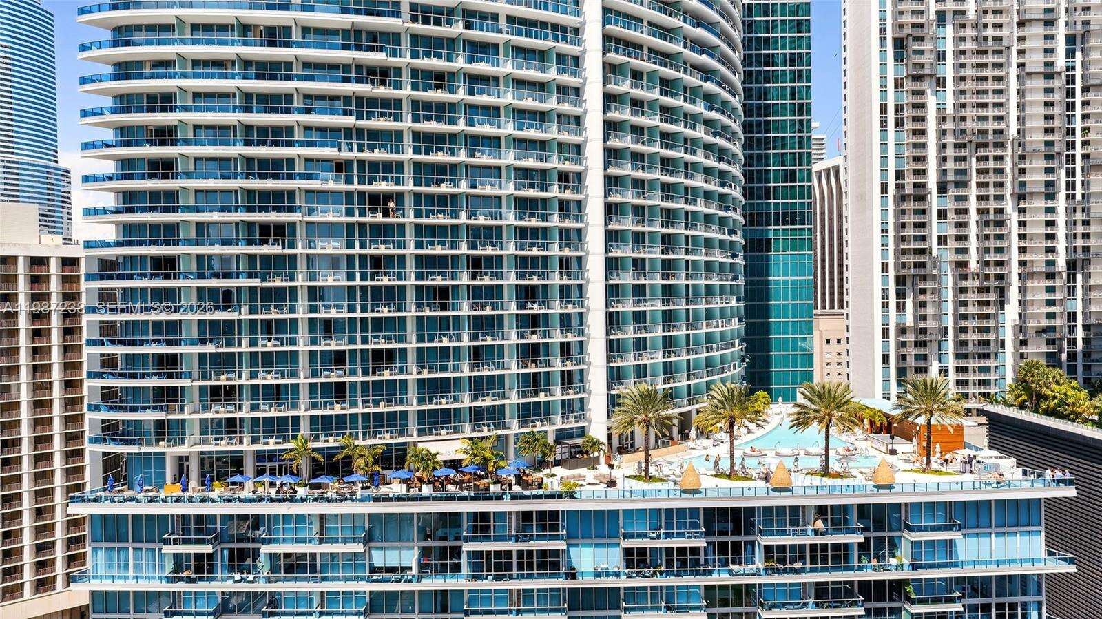 EPIC WEST - 200 Biscayne Blvd Way, Miami, FL 33131 | Picture 2