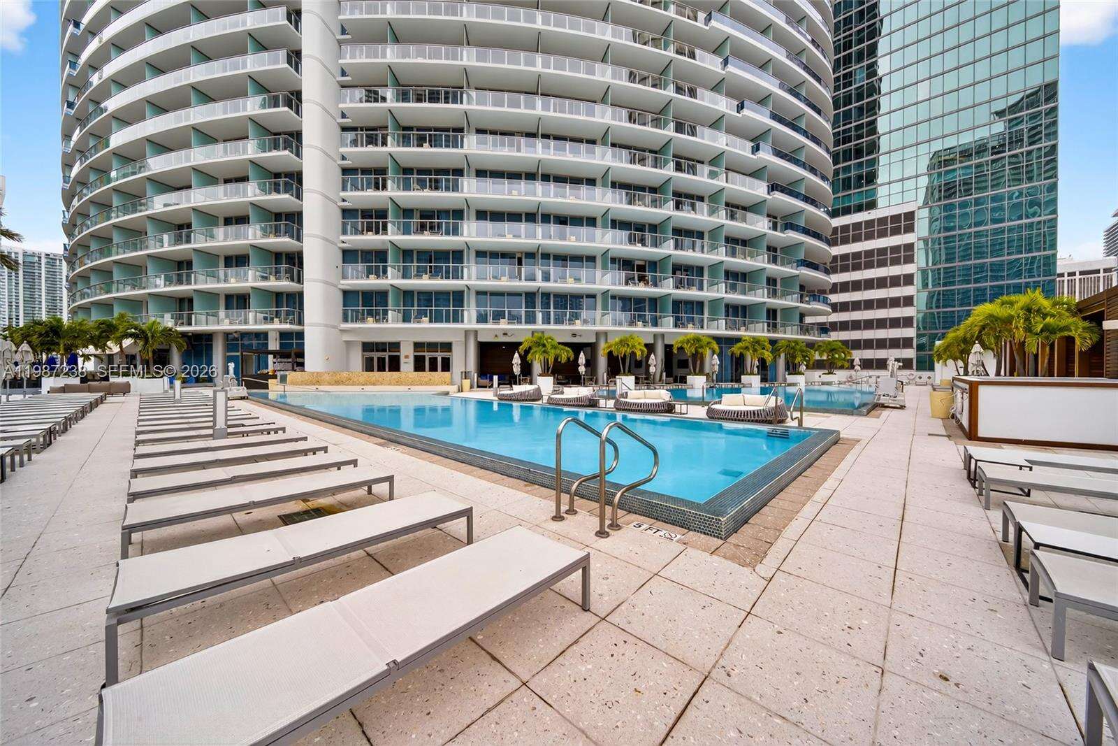 EPIC WEST - 200 Biscayne Blvd Way, Miami, FL 33131 | Picture 11