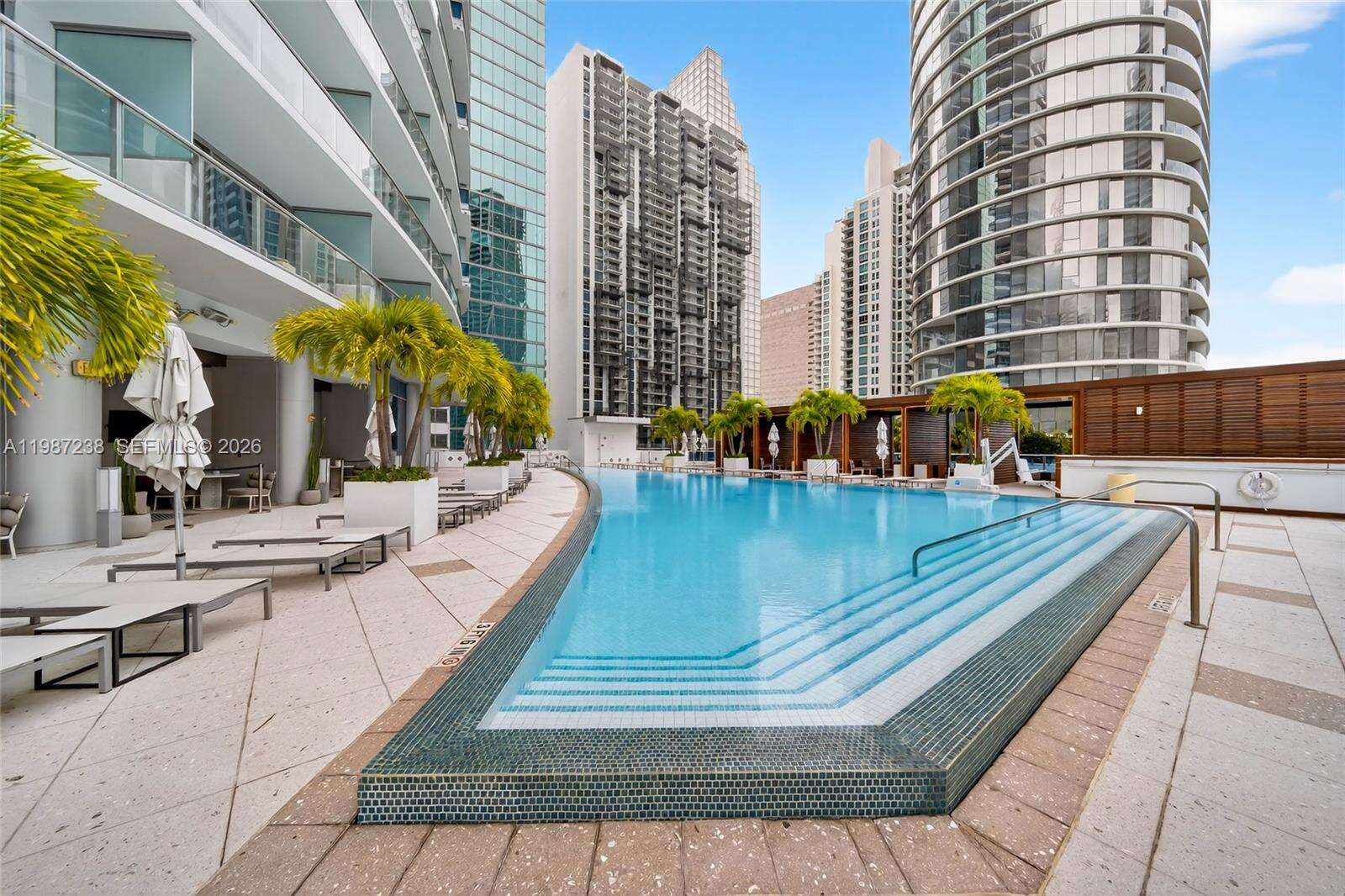 EPIC WEST - 200 Biscayne Blvd Way, Miami, FL 33131 | Picture 15