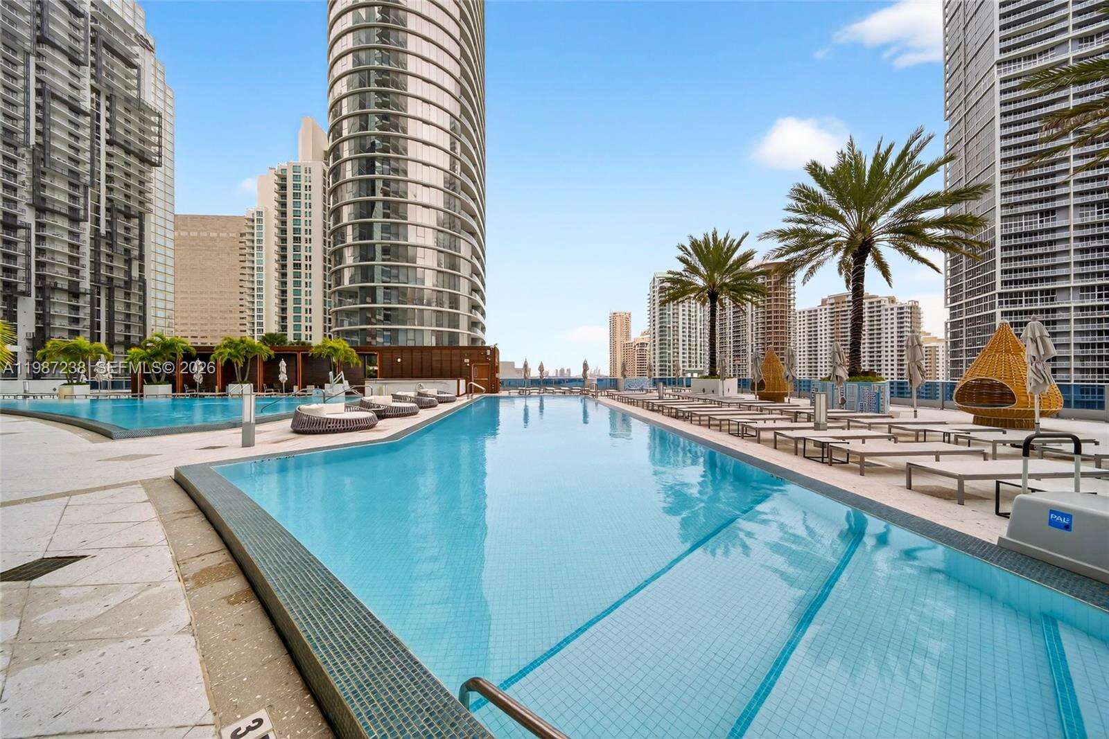 EPIC WEST - 200 Biscayne Blvd Way, Miami, FL 33131 | Picture 16