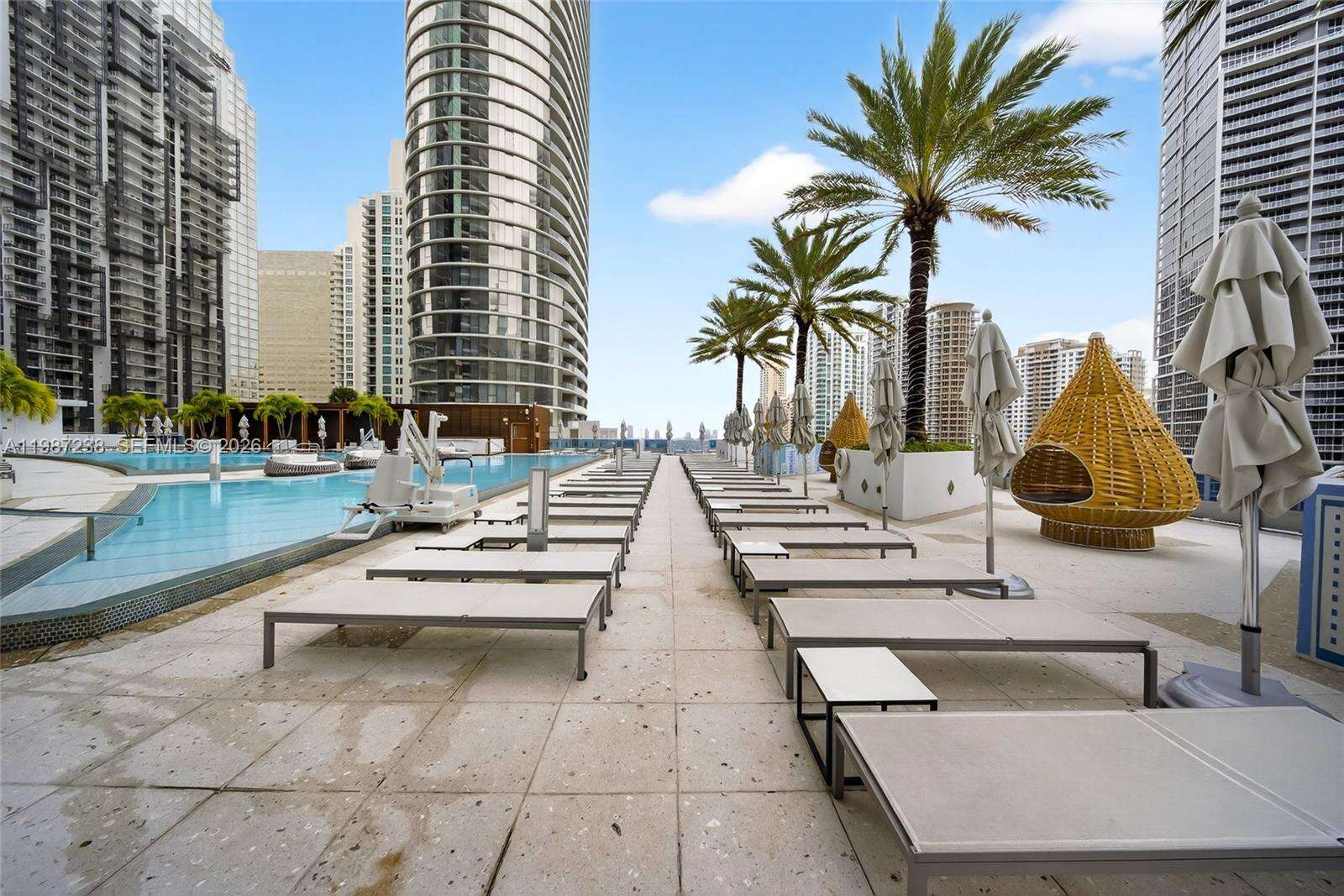 EPIC WEST - 200 Biscayne Blvd Way, Miami, FL 33131 | Picture 21