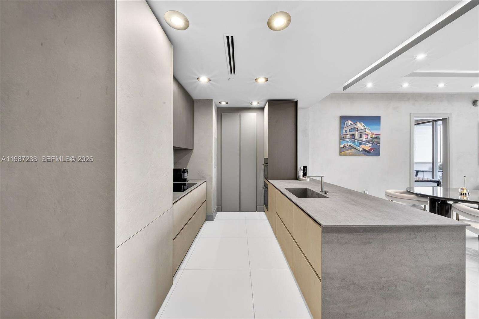 EPIC WEST - 200 Biscayne Blvd Way, Miami, FL 33131 | Picture 30