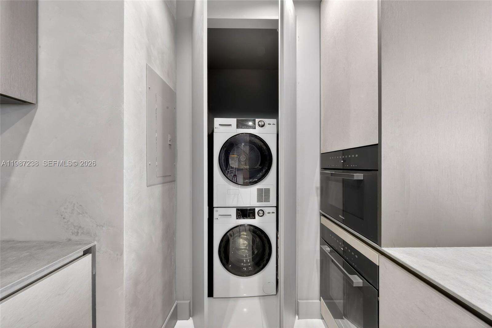 EPIC WEST - 200 Biscayne Blvd Way, Miami, FL 33131 | Picture 33