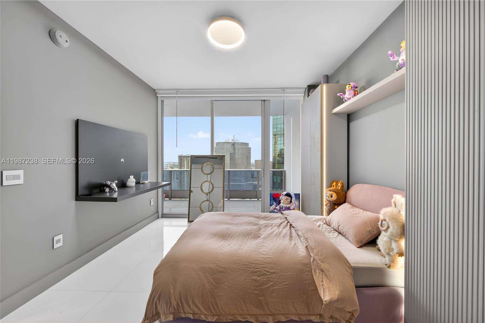 EPIC WEST - 200 Biscayne Blvd Way, Miami, FL 33131 | Picture 40