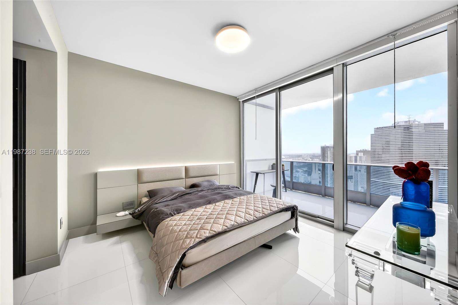 EPIC WEST - 200 Biscayne Blvd Way, Miami, FL 33131 | Picture 44