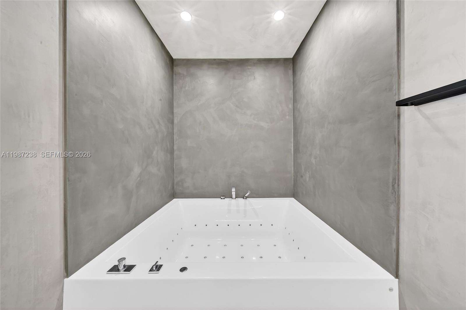 EPIC WEST - 200 Biscayne Blvd Way, Miami, FL 33131 | Picture 55