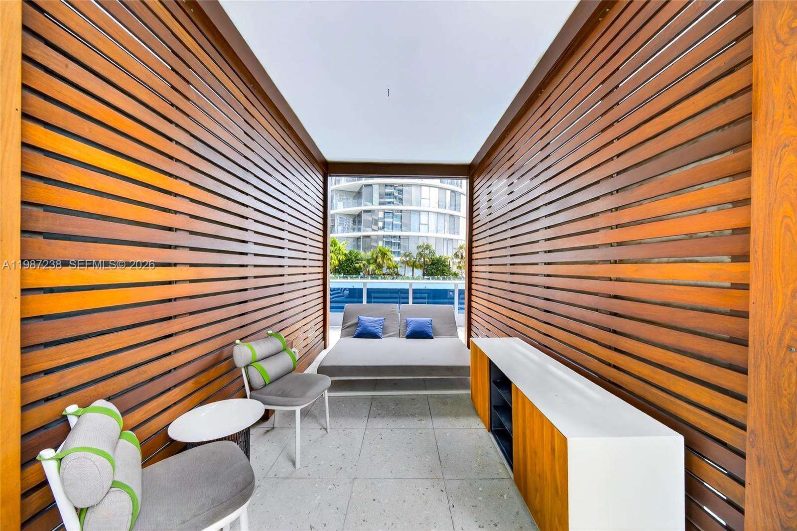 EPIC WEST - 200 Biscayne Blvd Way, Miami, FL 33131 | Picture 9