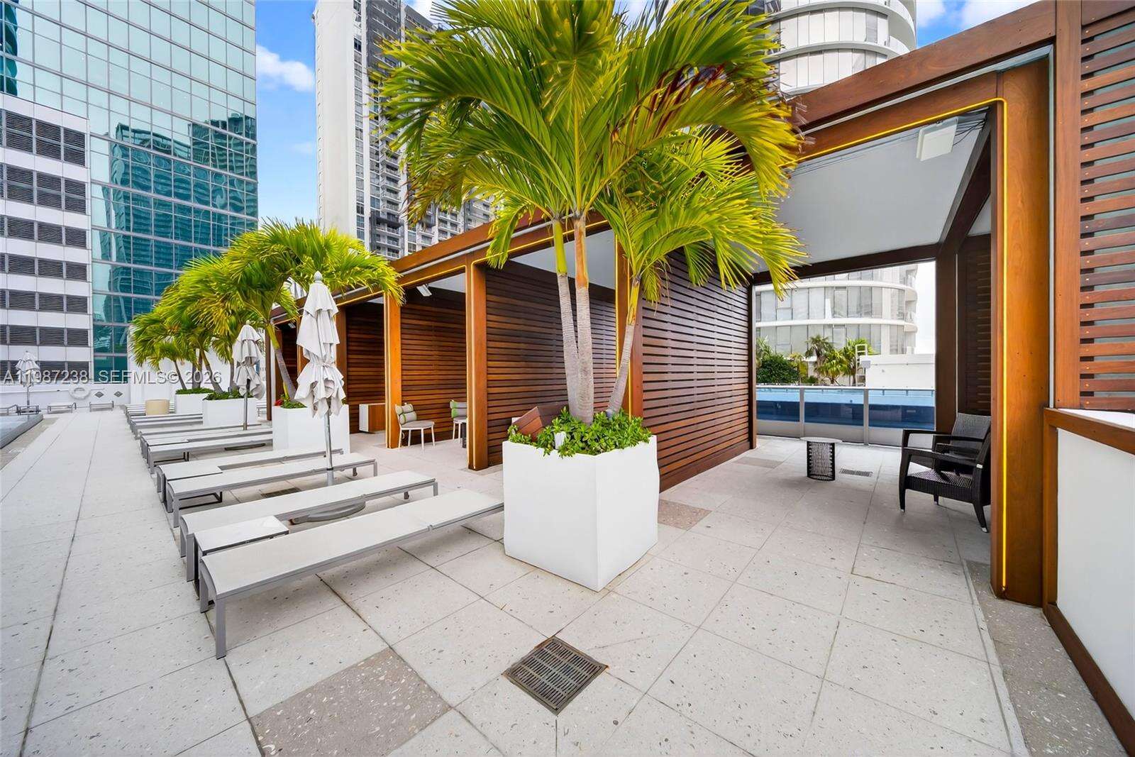 EPIC WEST - 200 Biscayne Blvd Way, Miami, FL 33131 | Picture 10
