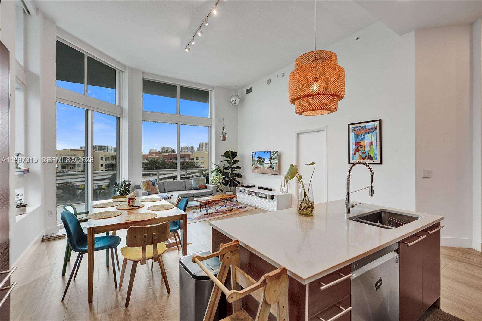 Quantum On The Bay at 1900 Bayshore Dr, Miami, FL 33132 - For Sale photo 1