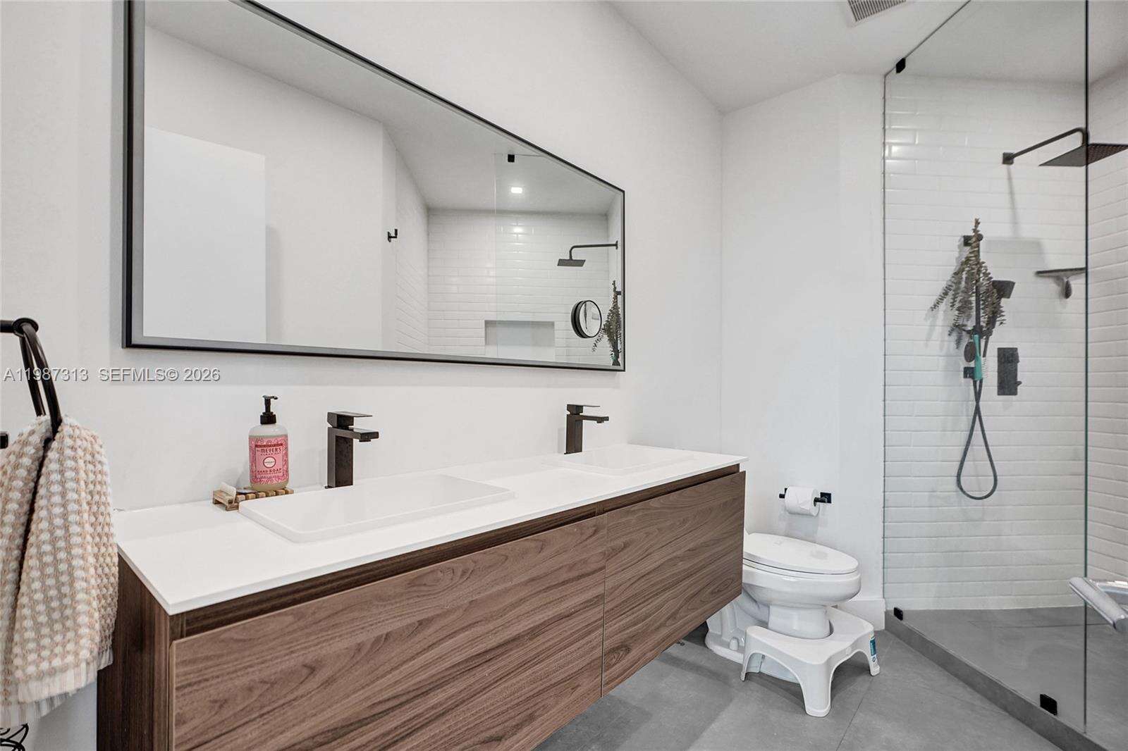 Quantum On The Bay at 1900 Bayshore Dr, Miami, FL 33132 - For Sale photo 45