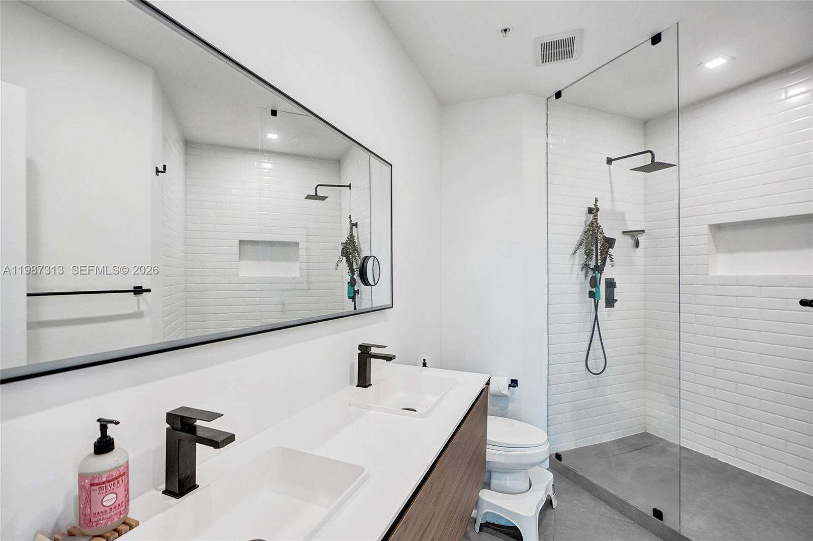 Quantum On The Bay at 1900 Bayshore Dr, Miami, FL 33132 - For Sale photo 46
