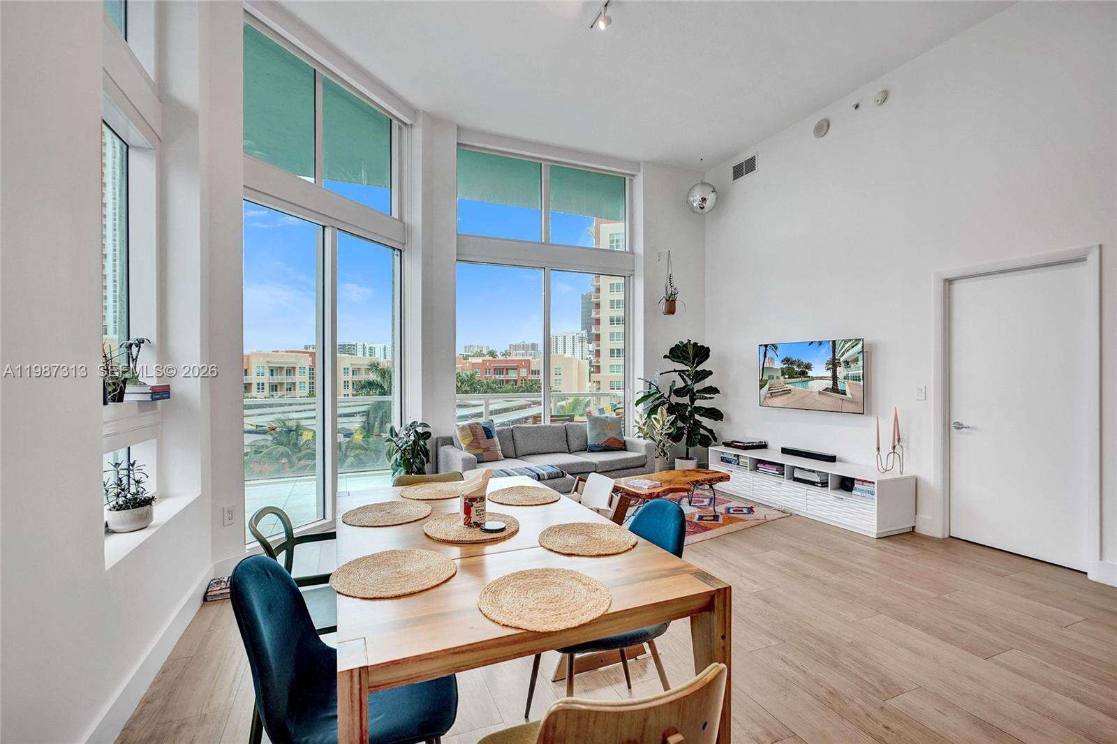 Quantum On The Bay at 1900 Bayshore Dr, Miami, FL 33132 - For Sale photo 6