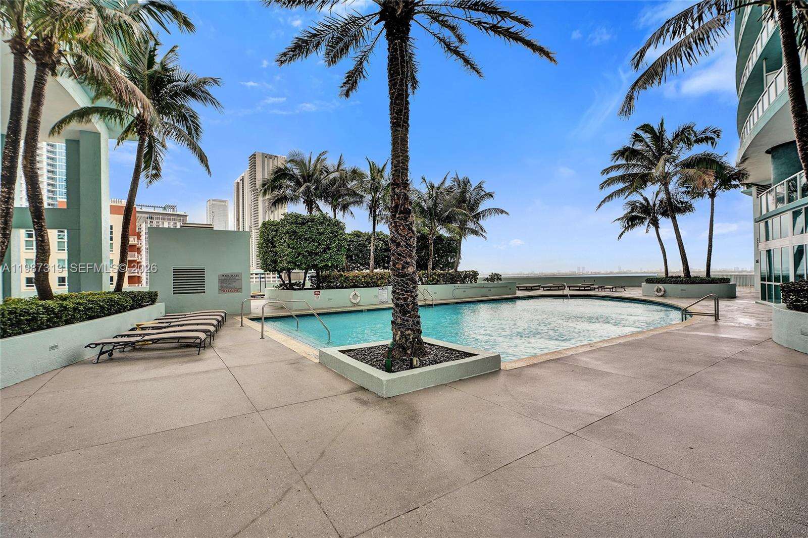 Quantum On The Bay at 1900 Bayshore Dr, Miami, FL 33132 - For Sale photo 51