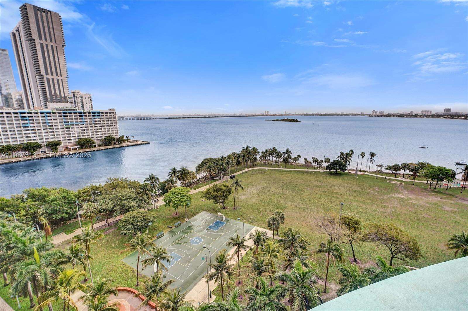 Quantum On The Bay at 1900 Bayshore Dr, Miami, FL 33132 - For Sale photo 55