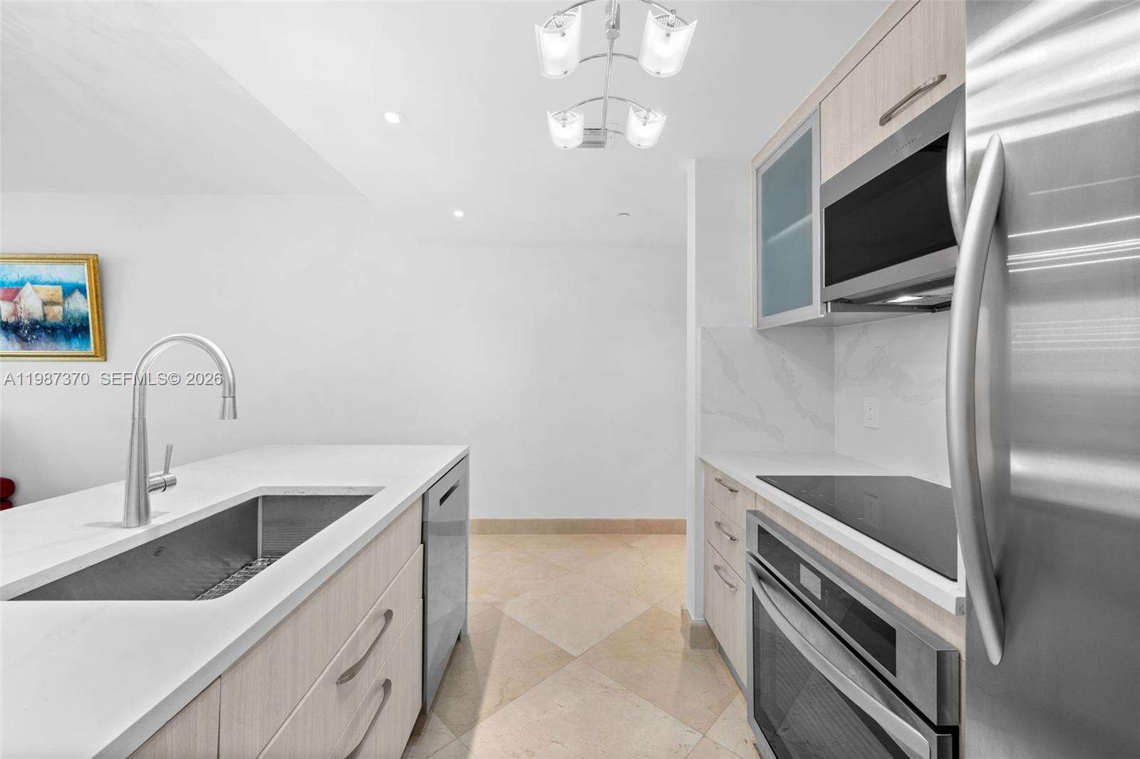 The Beach Club at 1850 Ocean Dr, Hallandale Beach, FL 33009 - For Sale photo 11