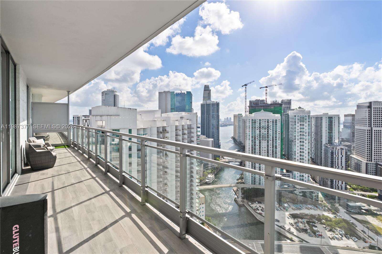 The Ivy at 90 3 St, Miami, FL 33130 - For Sale photo 2