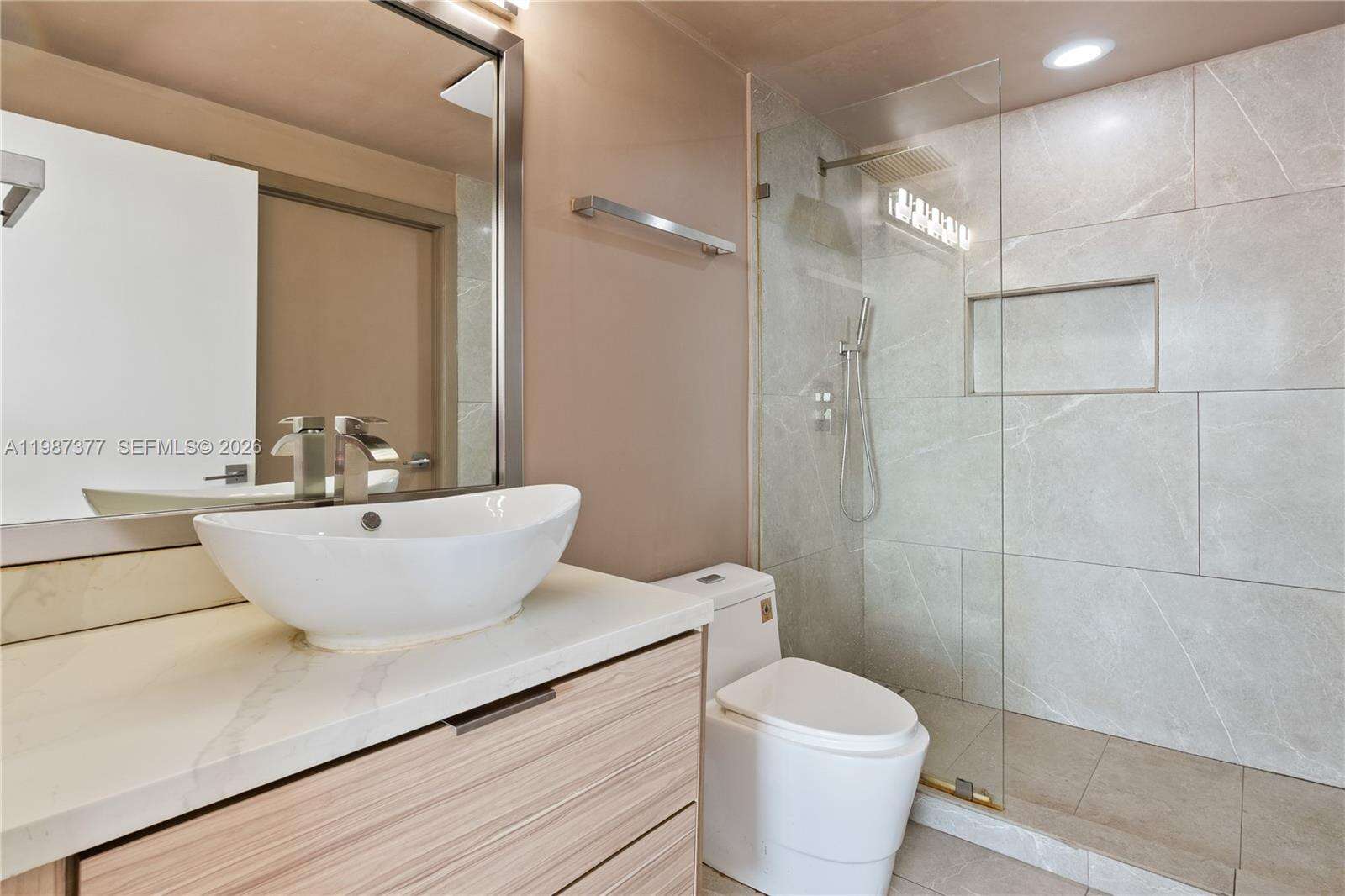 The Ivy at 90 3 St, Miami, FL 33130 - For Sale photo 13