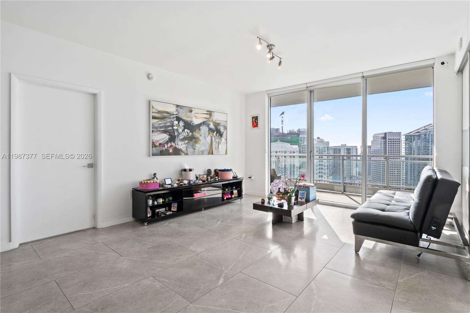The Ivy at 90 3 St, Miami, FL 33130 - For Sale photo 5
