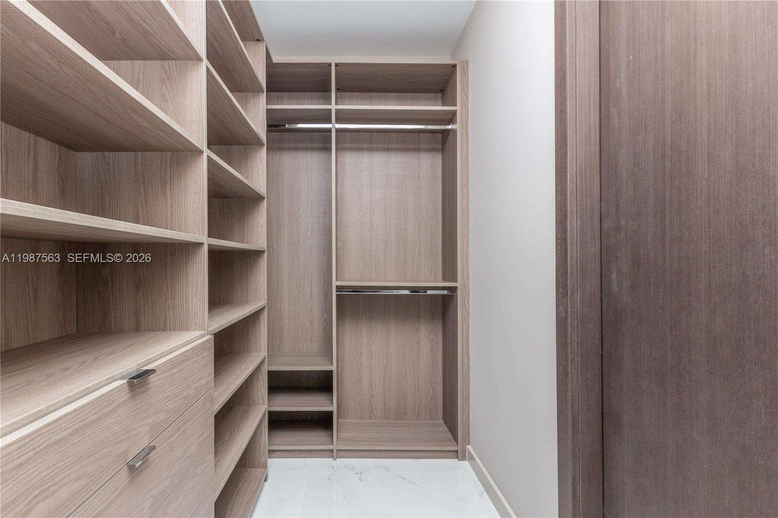 PARAMOUNT MIAMI WORLDCENTER - 851 1 Ave, Miami, FL 33132 | Picture 27