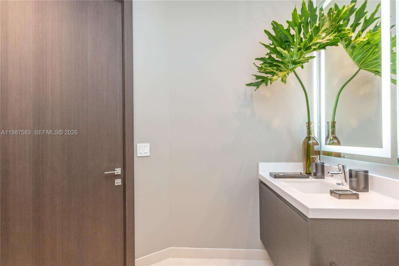 PARAMOUNT MIAMI WORLDCENTER - 851 1 Ave, Miami, FL 33132 | Picture 29