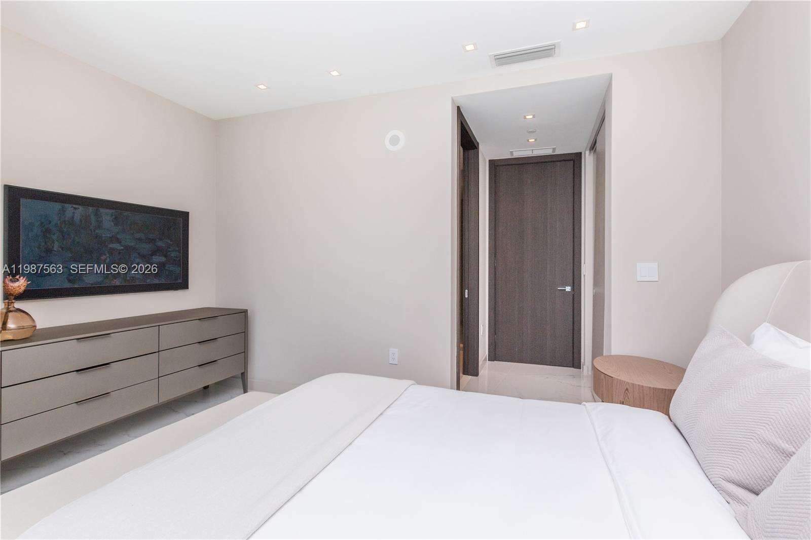 PARAMOUNT MIAMI WORLDCENTER - 851 1 Ave, Miami, FL 33132 | Picture 45