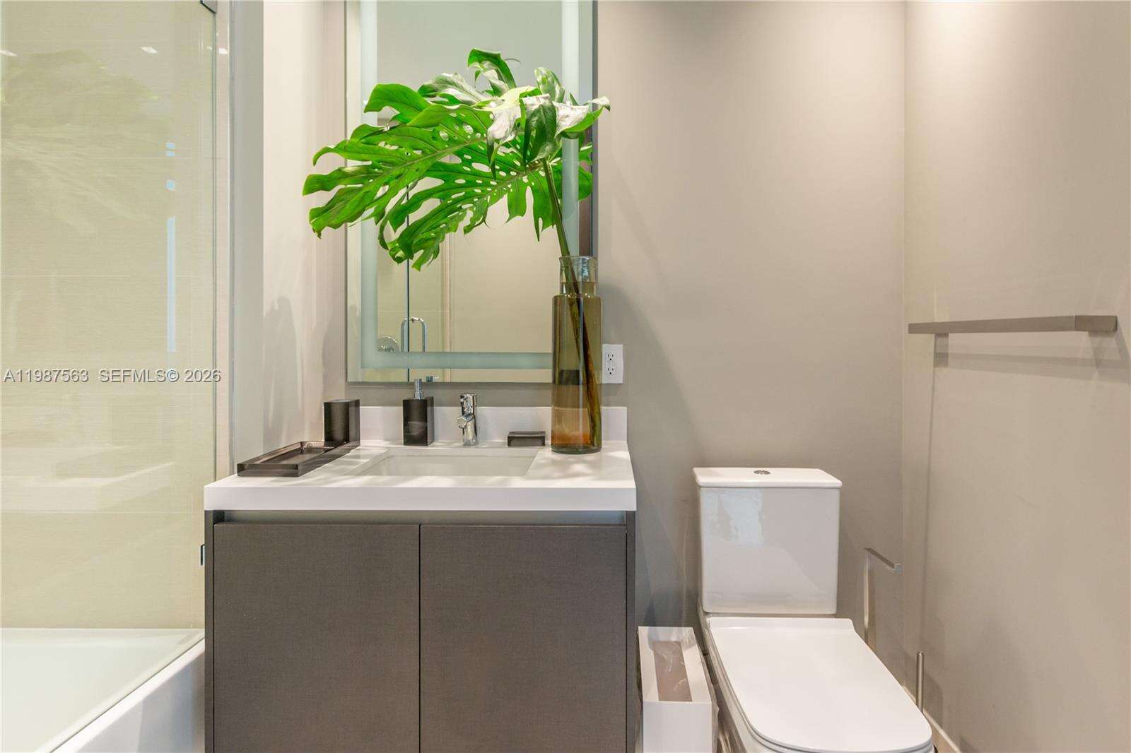 PARAMOUNT MIAMI WORLDCENTER - 851 1 Ave, Miami, FL 33132 | Picture 50