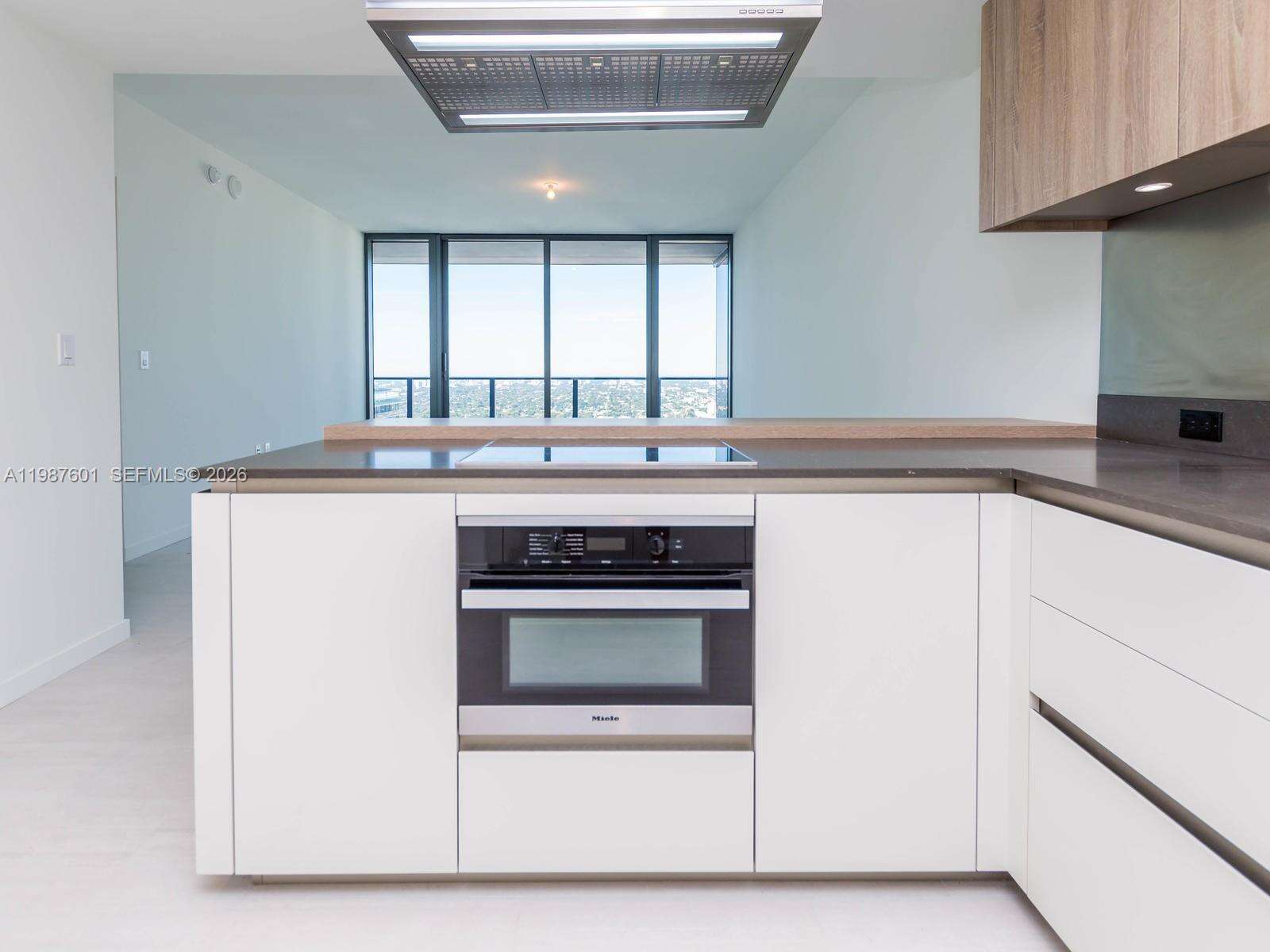 Brickell Flatiron at 1000 Brickell Plz, Miami, FL 33131 - For Sale photo 13