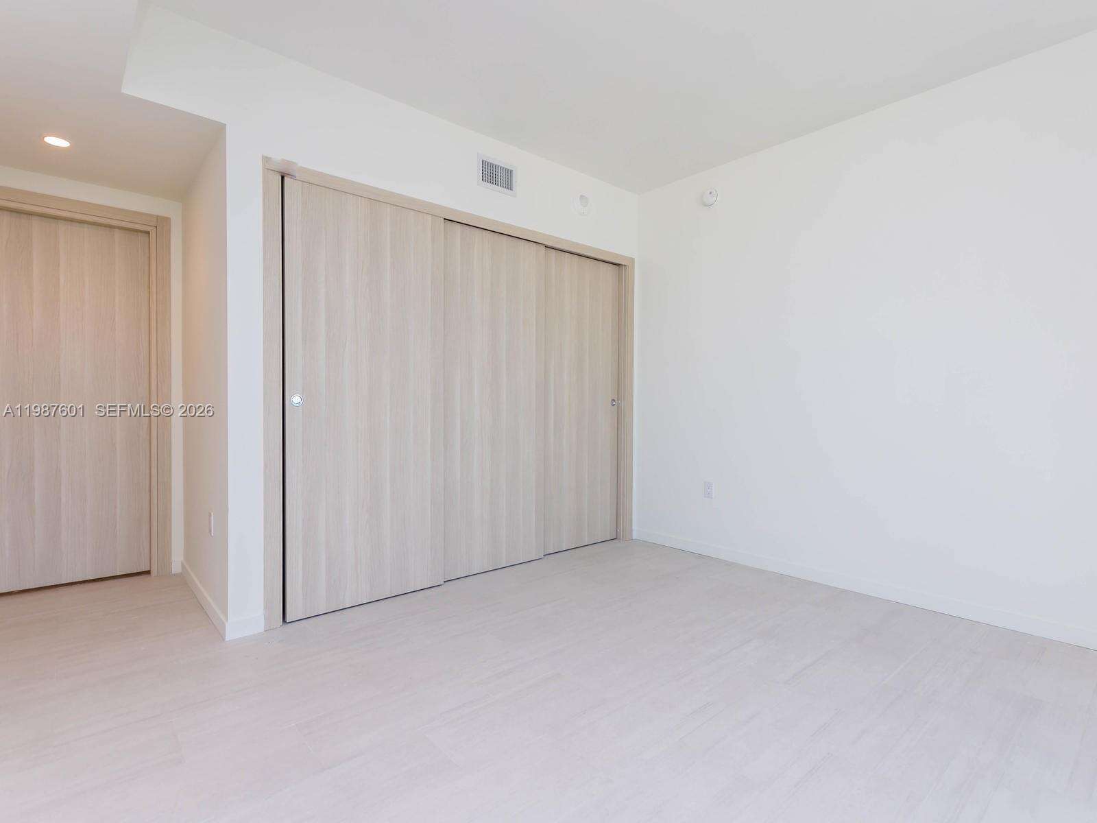 Brickell Flatiron at 1000 Brickell Plz, Miami, FL 33131 - For Sale photo 24
