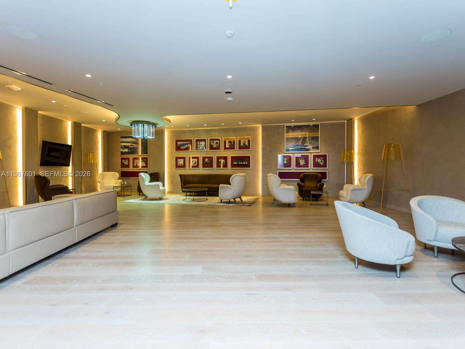 Brickell Flatiron at 1000 Brickell Plz, Miami, FL 33131 - For Sale photo 34