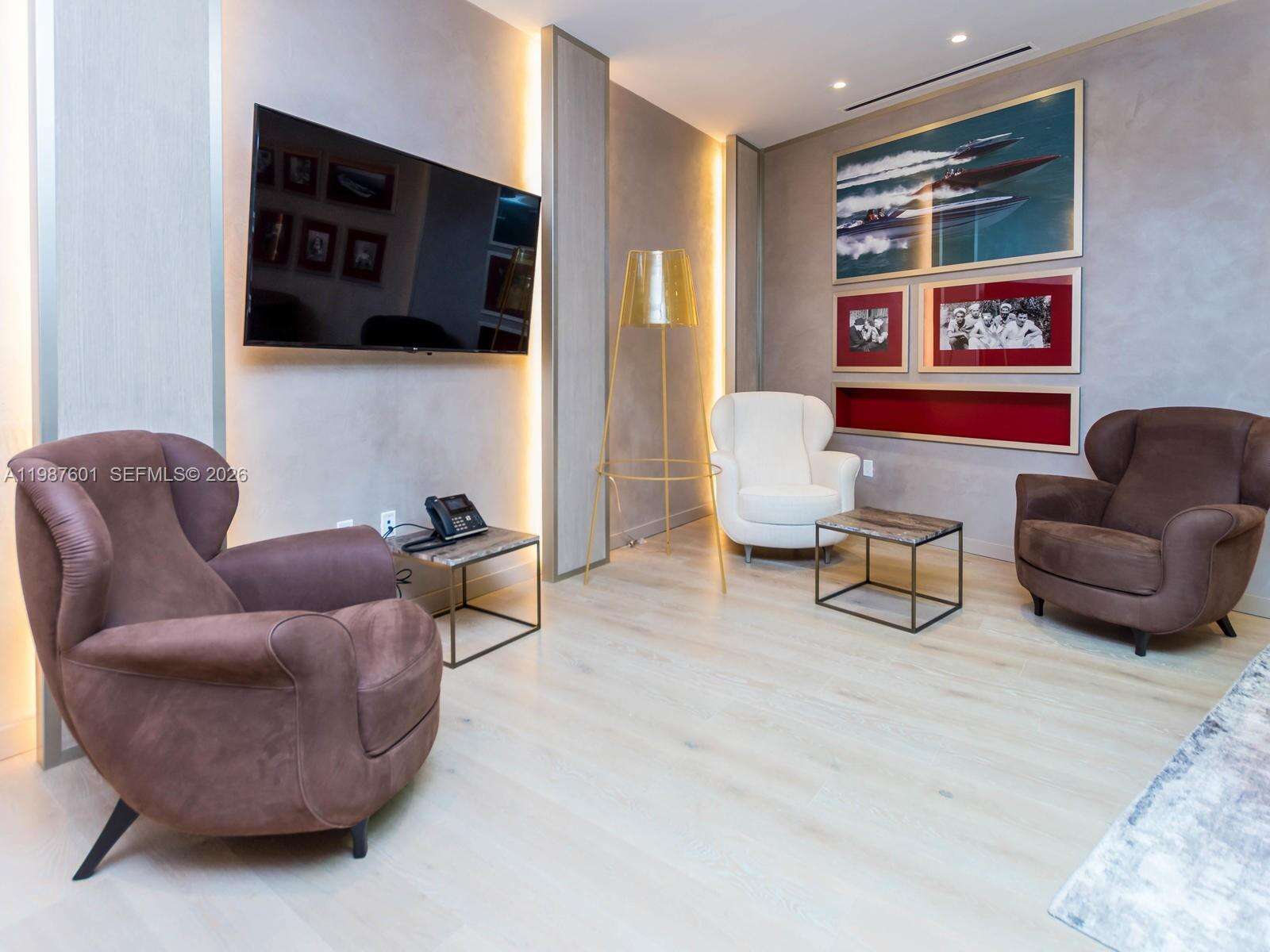 Brickell Flatiron at 1000 Brickell Plz, Miami, FL 33131 - For Sale photo 38