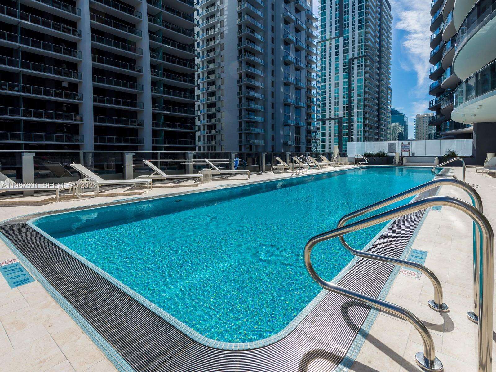Brickell Flatiron at 1000 Brickell Plz, Miami, FL 33131 - For Sale photo 44