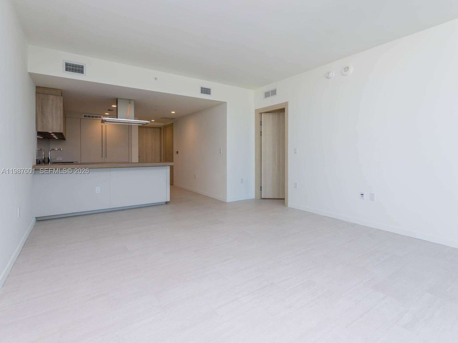 Brickell Flatiron at 1000 Brickell Plz, Miami, FL 33131 - For Sale photo 7
