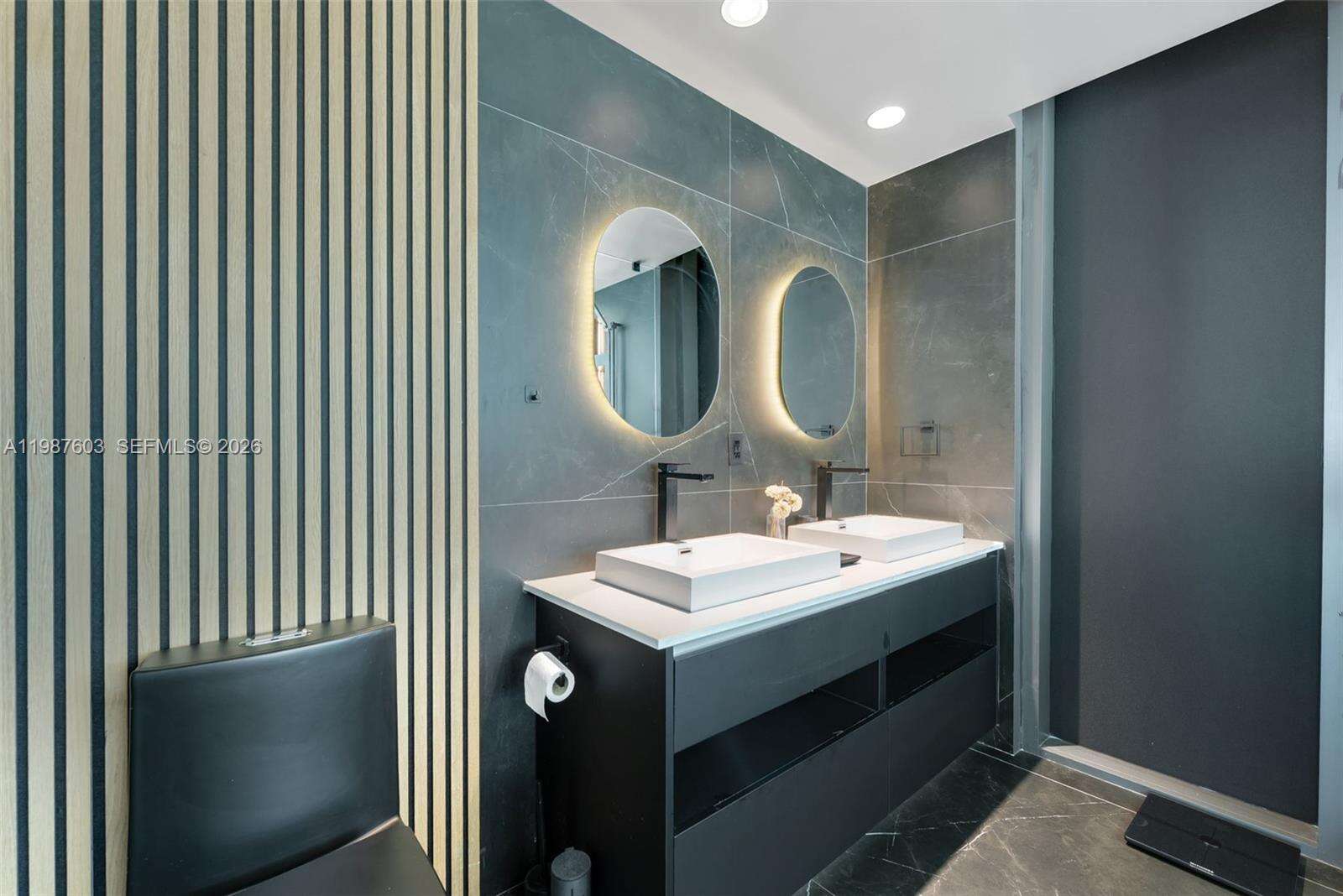 ICON BAY - 460 28 St, Miami, FL 33137 | Picture 19