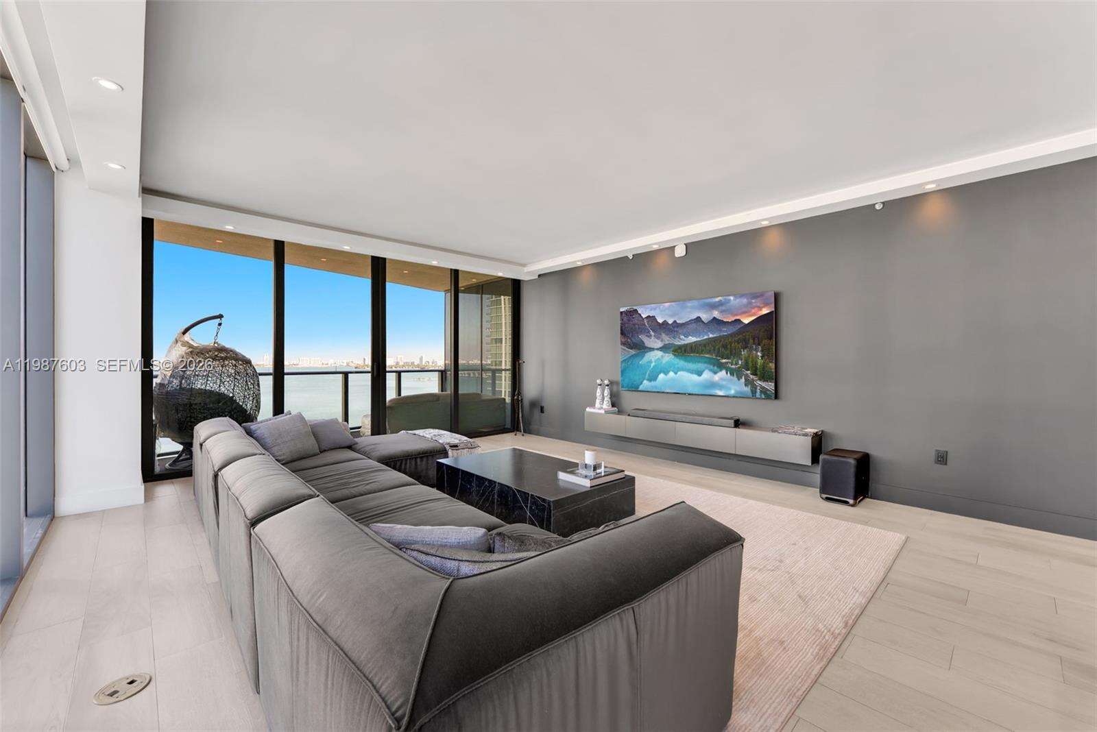 ICON BAY - 460 28 St, Miami, FL 33137 | Picture 3