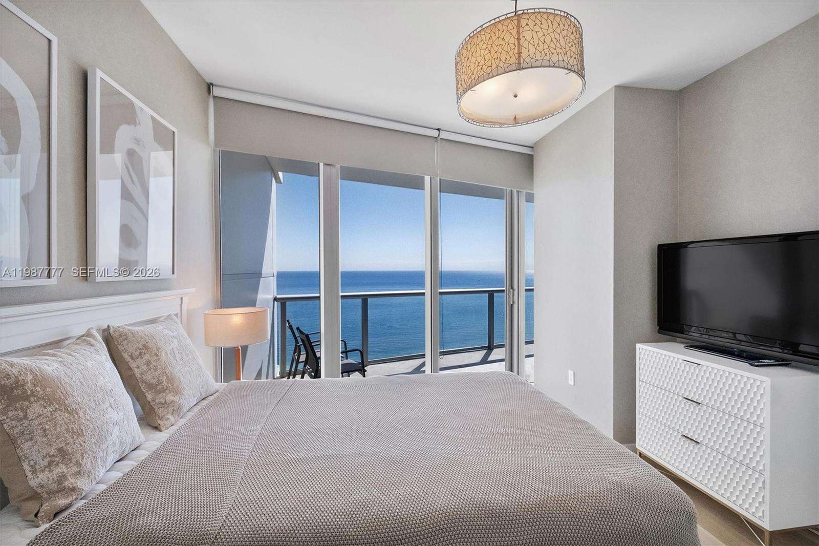 Jade Beach at 17001 Collins Ave, Sunny Isles Beach, FL 33160 - For Sale photo 18