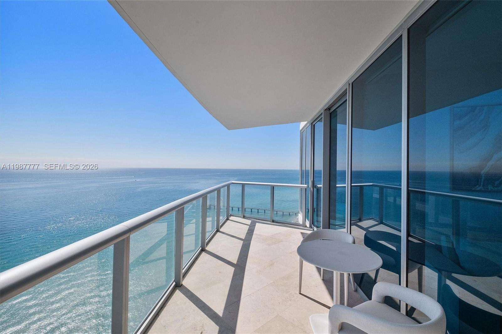 Jade Beach at 17001 Collins Ave, Sunny Isles Beach, FL 33160 - For Sale photo 23