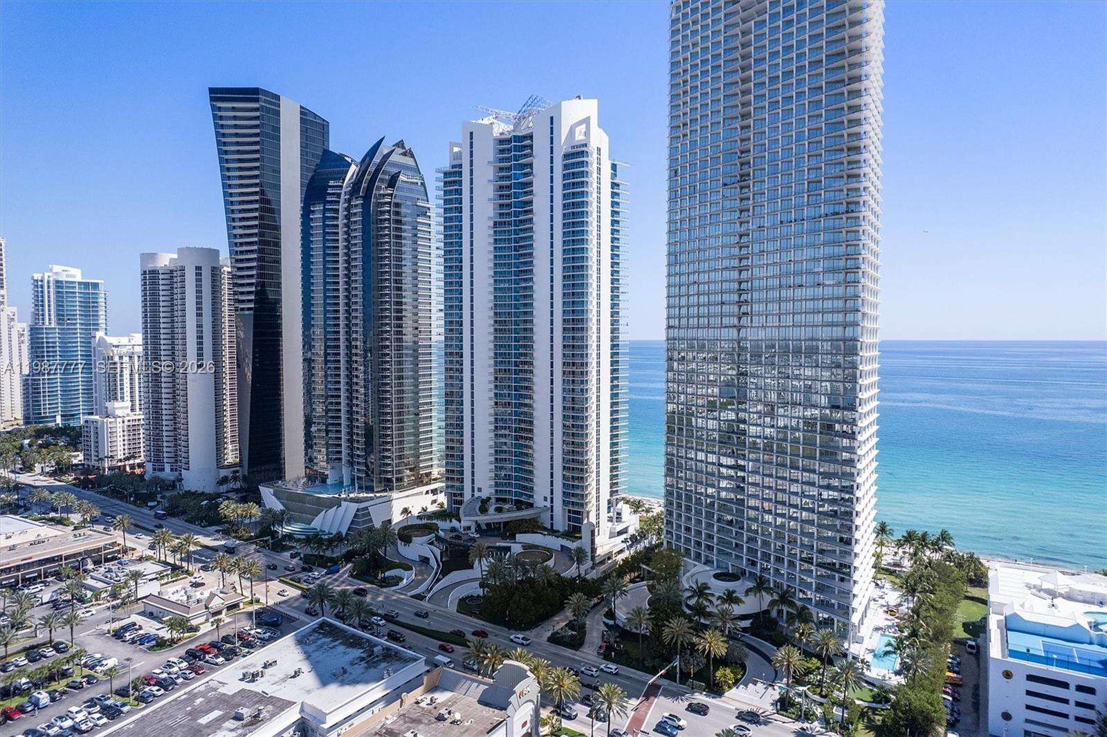 Jade Beach at 17001 Collins Ave, Sunny Isles Beach, FL 33160 - For Sale photo 34