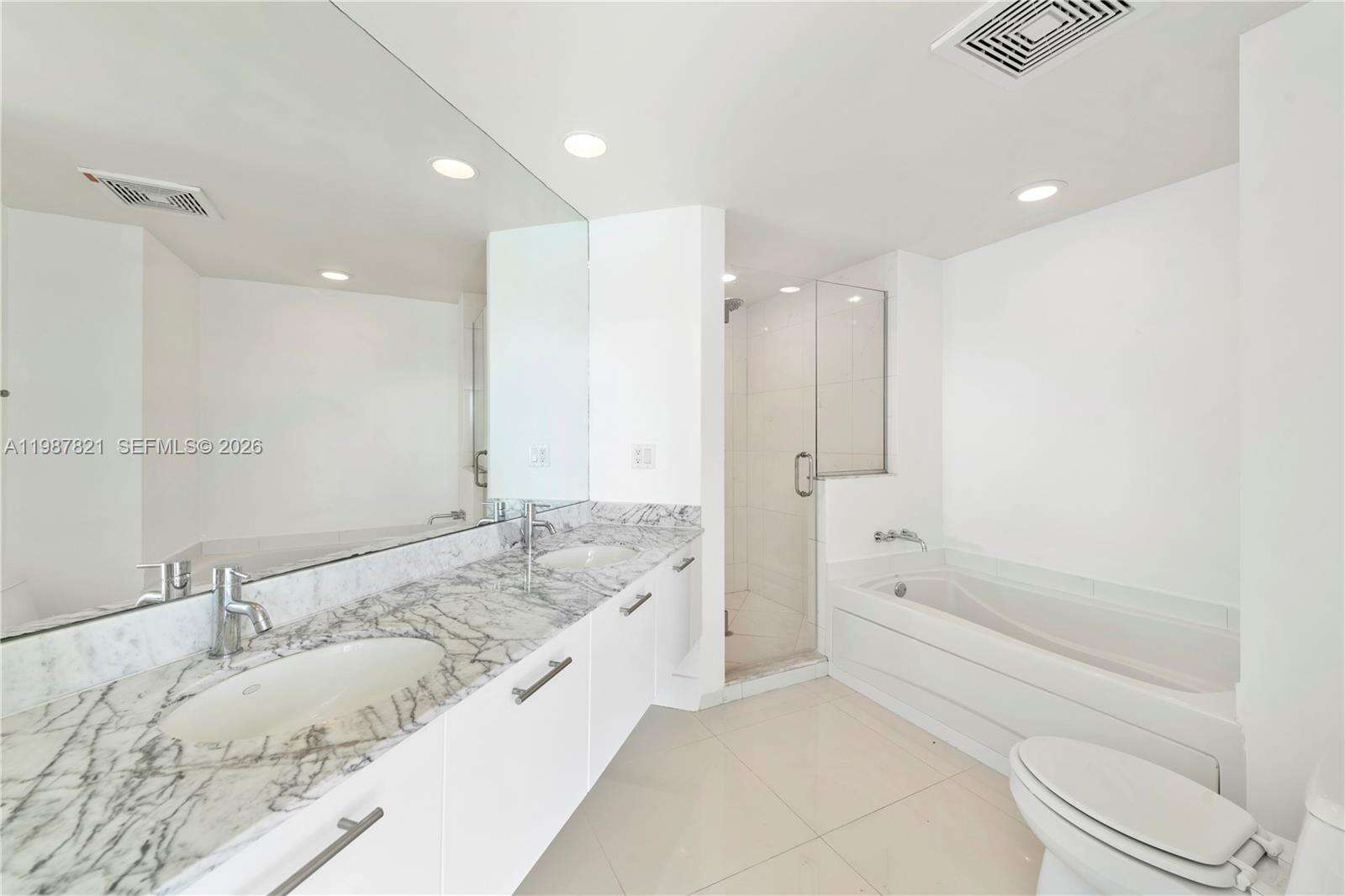 500 Brickell at 500 Brickell Ave, Miami, FL 33131 - For Sale photo 23