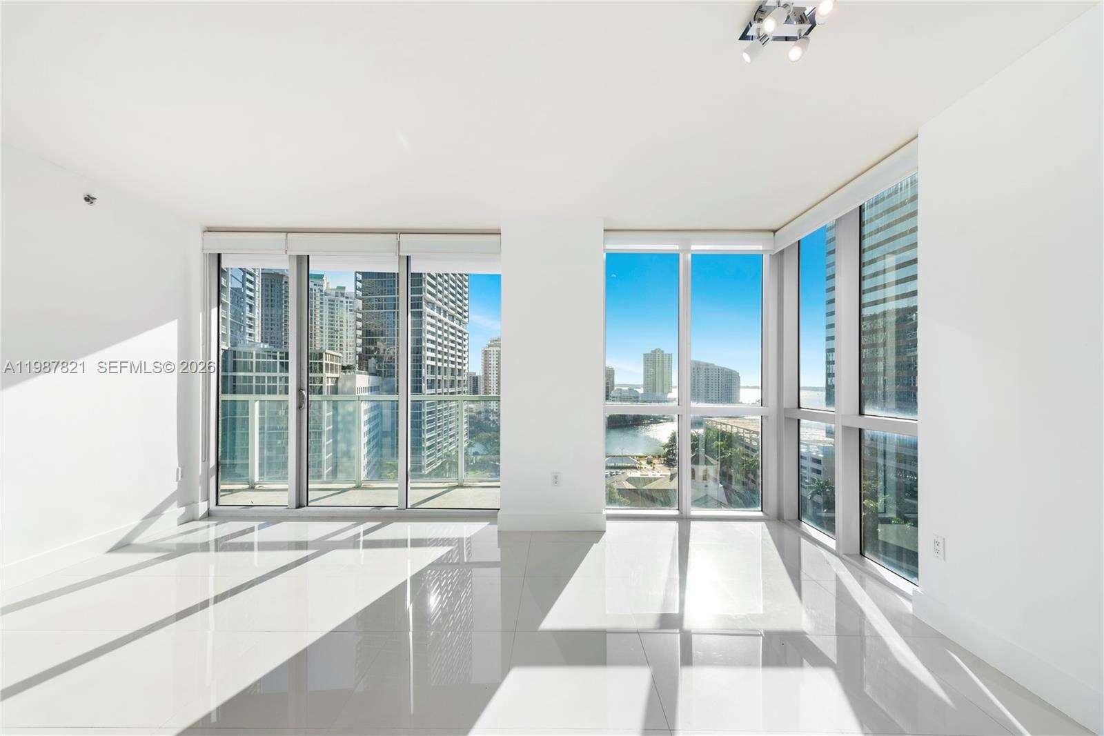 500 Brickell at 500 Brickell Ave, Miami, FL 33131 - For Sale photo 7