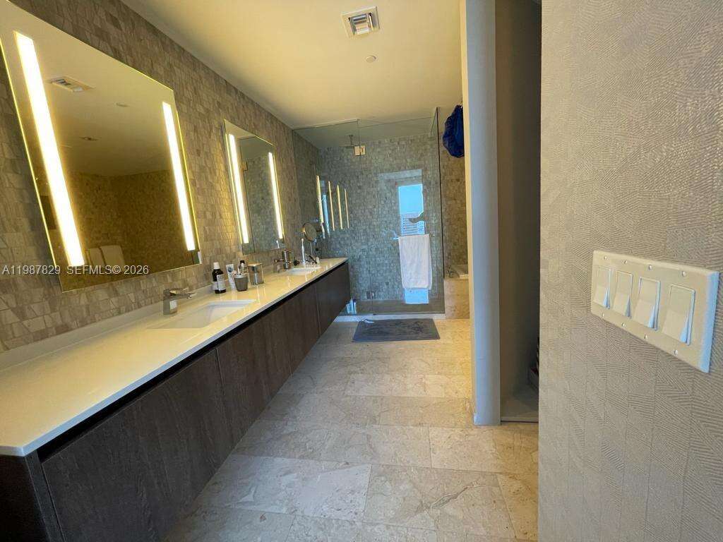 Rise Brickell at 88 7 St, Miami, FL 33130 - For Sale photo 6